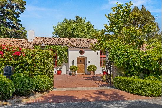 Elegant Gated Villa in Montecito