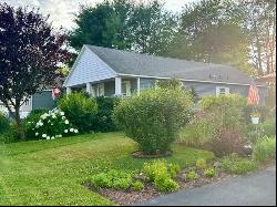 138 Codfish Corner Road, Portsmouth NH 03801