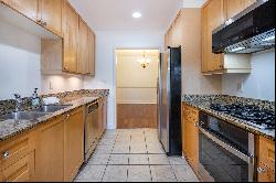 Two Bedroom Condo Offers Perfect Blend of Convenience and Luxury