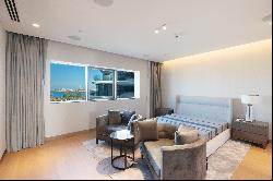 Luxury penthouse apartment on Palm Jumeirah