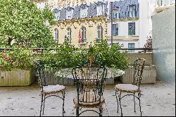 Paris 16th District - A superb 4-bed apartment with two terraces