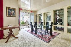 Paris 16th District - A superb 4-bed apartment with two terraces