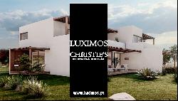 Modern 3-bedroom Villa in new private condominium in Algarve, Portugal