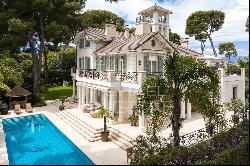 Cap d'Antibes - Magnificent Property with Two Houses in private Domain