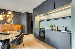 "The Seven Suites": Stylish and luxurious 2.5 room city residence with 24-hour concierge