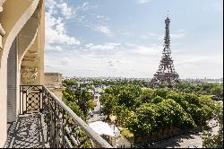 APPARTEMENT AVEC VUE EXCEPTIONNELLE SUR PARIS ET  LA TOUR EIFFEL