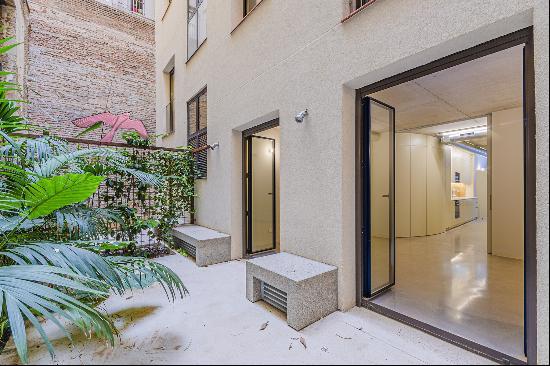 Exclusive Investment Opportunity:Industrial Style Apartments in Eixample