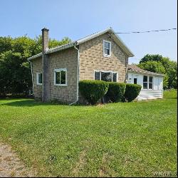 11227 Ridge Road, Medina NY 14103