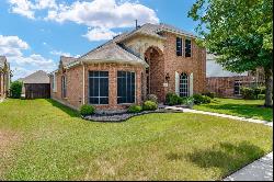 102 Paradise Way, Red Oak TX 75154