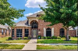 102 Paradise Way, Red Oak TX 75154