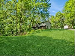 9 Creekside Lane, Pleasant Valley NY 12569