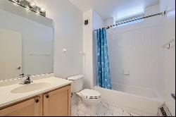 645 N KINGSBURY Street #1108, Chicago IL 60654