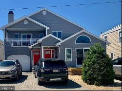 218 N 2nd St, Brigantine NJ 08203