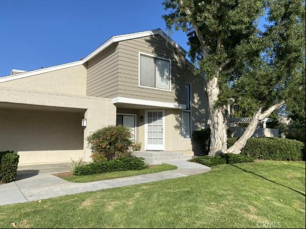 489 Deerfield Avenue, Irvine CA 92606