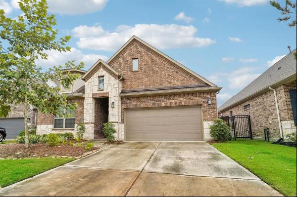 4228 Grand Oaks Wind, Spring TX 77386