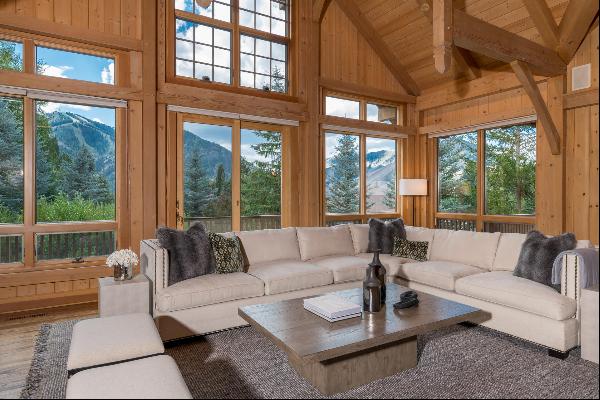 133 Saddle Rd, Ketchum ID 83340