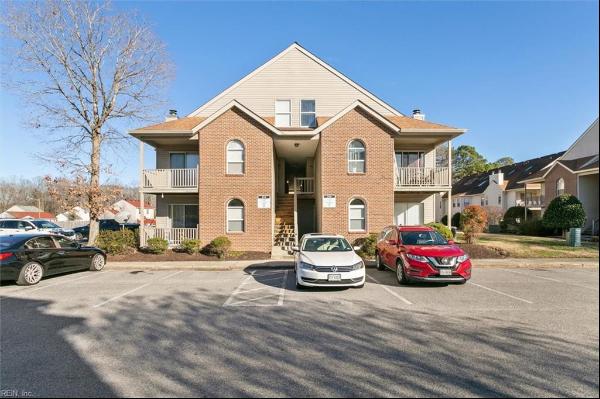 514 Thorncliff Drive Unit 204, Newport News VA 23608