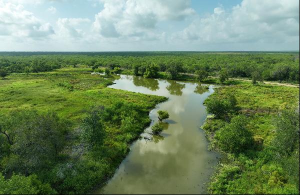 867+/- Acres Elm Creek Ranch, Frio County , Moore, TX 78057