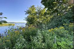 Banks of the Ottawa River