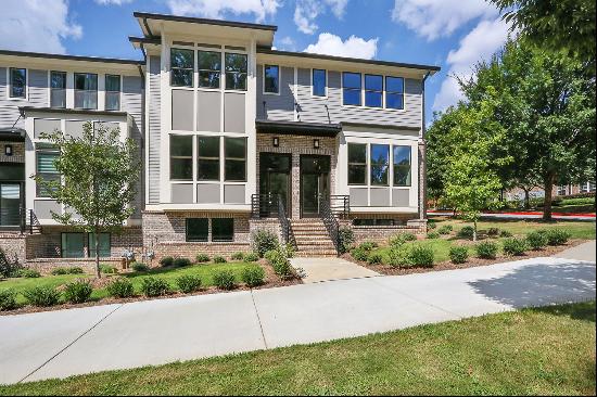 Modern Luxury Townhome in Brookhaven