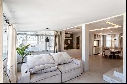 Duplex penthouse near the metro and Copacabana Beach