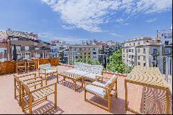 Exclusive Investment Opportunity:Industrial Style Apartments in Eixample