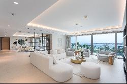 Luxury apartment on Palm Jumeirah