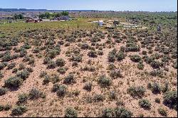 Spacious Lot with Mountain View Front and Back