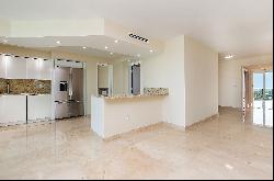 881 Ocean Dr, #16B, Key Biscayne, FL