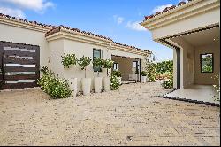 5516 La Crescenta Road, Rancho Santa Fe, CA 92091