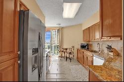 3370 Hidden Bay Dr, #2114, Aventura, FL