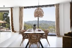 Magnificent new house with tourist rental license in Olivella, close to Sitges