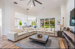 4221 Diamond Square, Vero Beach, FL