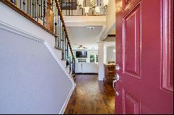 Fabulous Rental Opportunity in the Highly Desired Lenox Hill Cottages Community