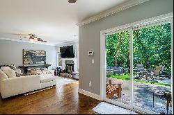 Fabulous Rental Opportunity in the Highly Desired Lenox Hill Cottages Community