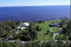 WATERFRONT BEAUTY ON OSPREY DRIVE