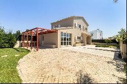 Detached house, 3 bedrooms, for Sale