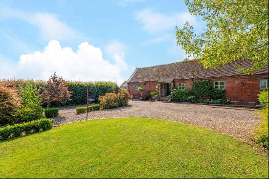 Park Farm Barns Oddingley Droitwich, Worcestershire, WR9 7ND