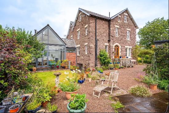 Chapel Road, Abergavenny