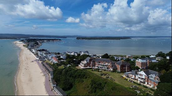 Chaddesley Glen, Canford Cliffs, Poole, Dorset, BH13