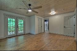 Beautifully Renovated Ranch Home Near Lake Blue Ridge