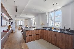 Neuilly-sur-Seine - A spacious 3-bed apartment