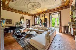 Lugano-Barbengo: majestic, fully renovated villa for sale