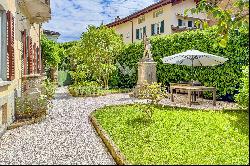 Lugano-Barbengo: majestic, fully renovated villa for sale