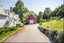 Seaside Farm & Lodge