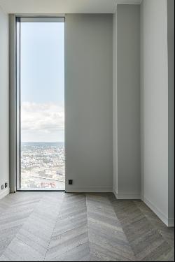 Exclusive owner-apartment on the 70th floor of Karlatornet