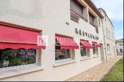 HOTEL, Restaurant & House in the centre of a bastide village