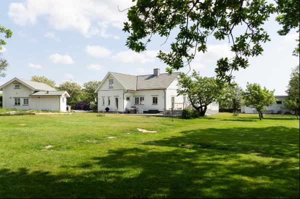 Charming villa on the Swedish West Coast.villa on popular Getterön.