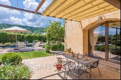 RENOVATED COUNTRY VILLA WITH POOL AND PANORAMIC VIEW OF ASSISI, UMBRIA