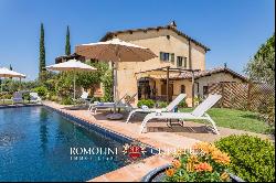 RENOVATED COUNTRY VILLA WITH POOL AND PANORAMIC VIEW OF ASSISI, UMBRIA